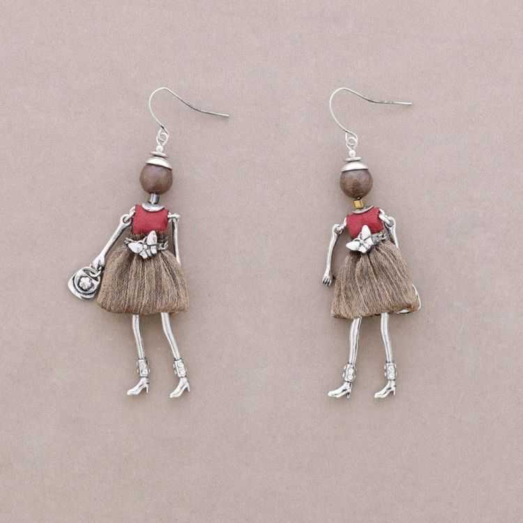 PENDIENTES COLGANTE MUÑECA 2