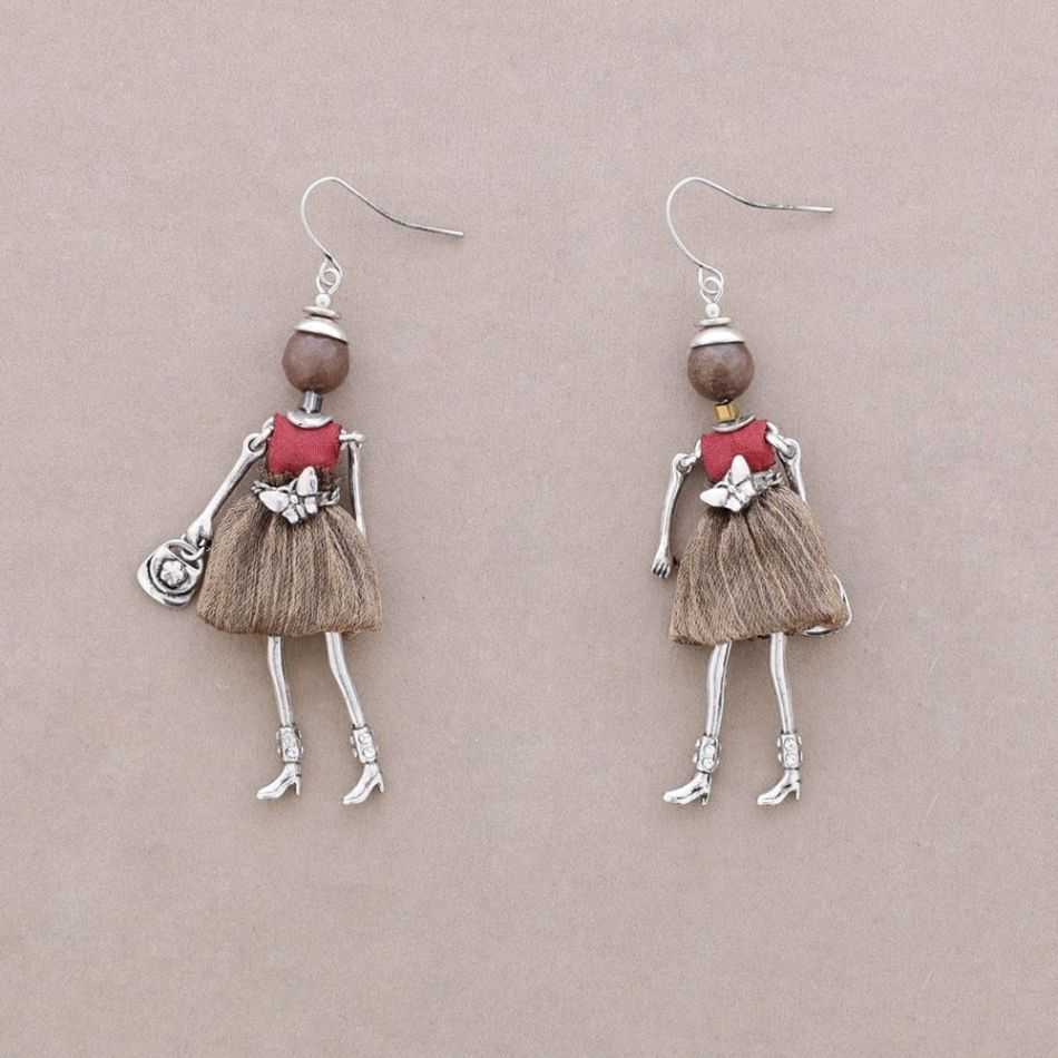 PENDIENTES COLGANTE MUÑECA