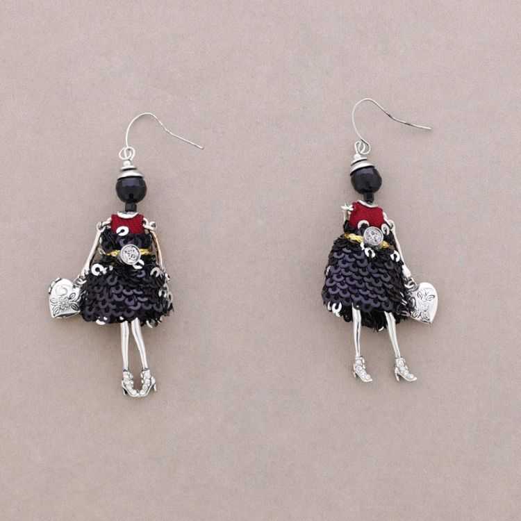 PENDIENTES COLGANTE MUÑECA 2
