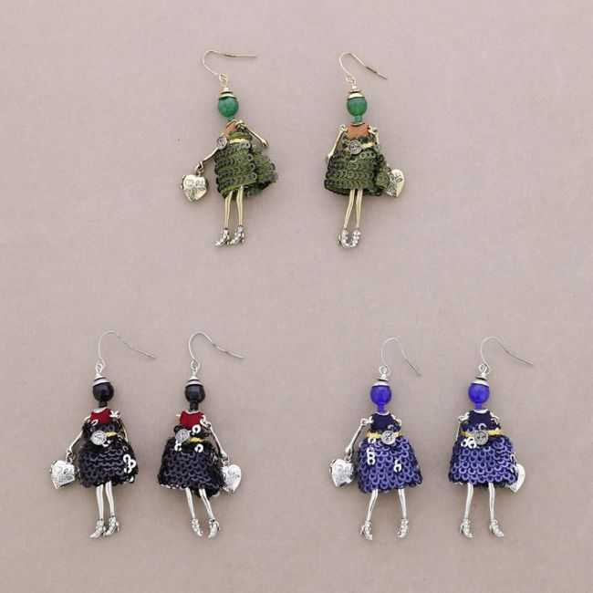 PENDIENTES COLGANTE MUÑECA
