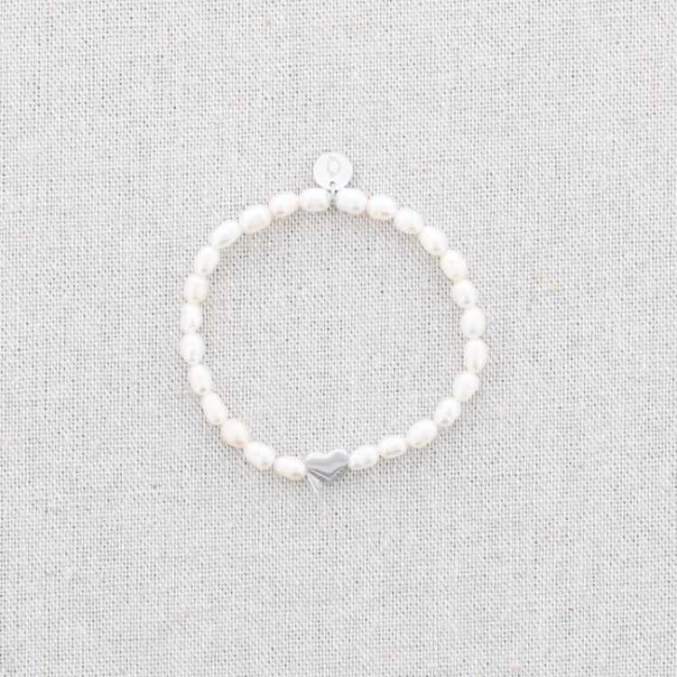 PULSERA ELÁSTICA PERLAS CULTIVADAS CORAZÓN ACERO