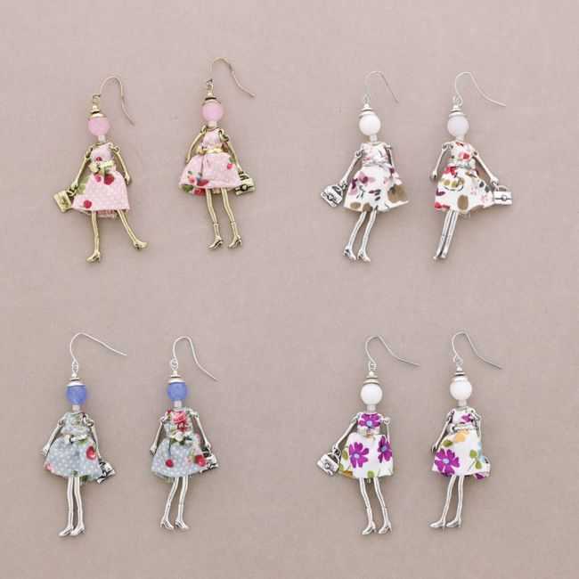 PENDANT EARRINGS DOLL