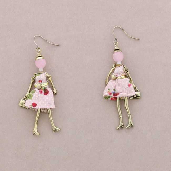 PENDANT EARRINGS DOLL