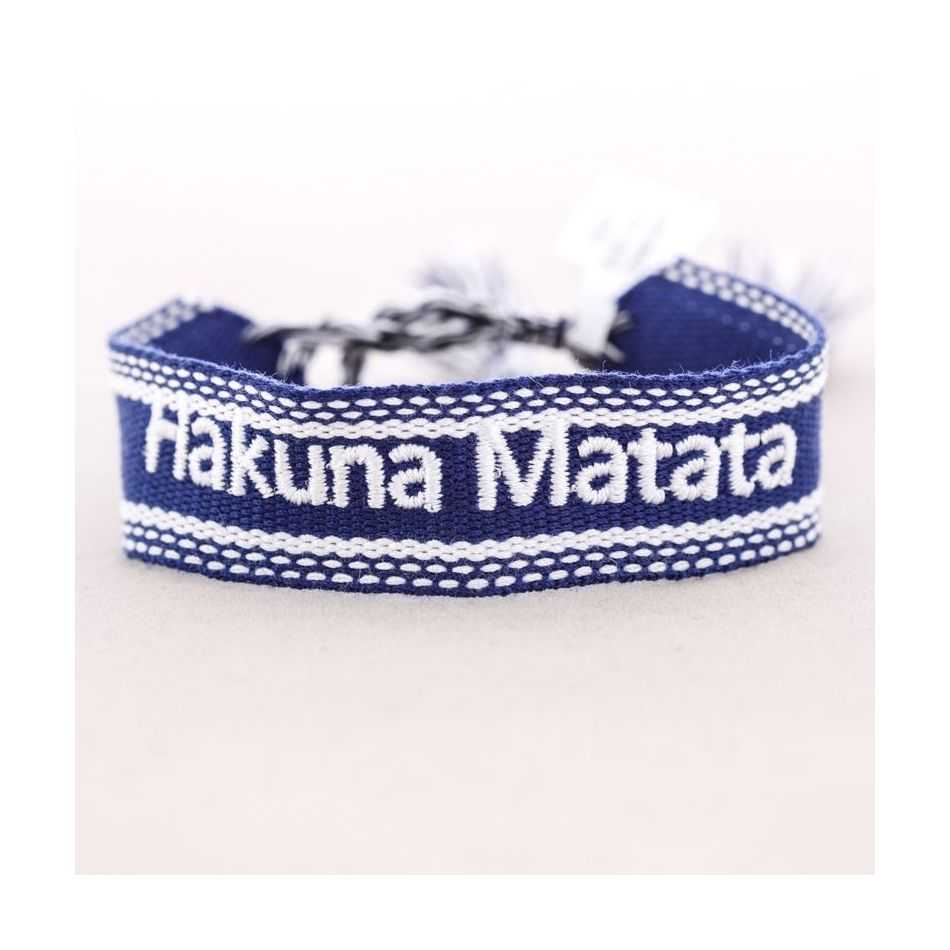 HAKUNA MATATA FRINGED MACRAMÉ BRACELET