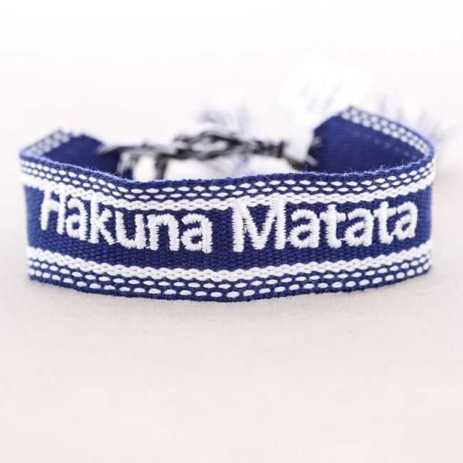HAKUNA MATATA FRINGED MACRAMÉ BRACELET