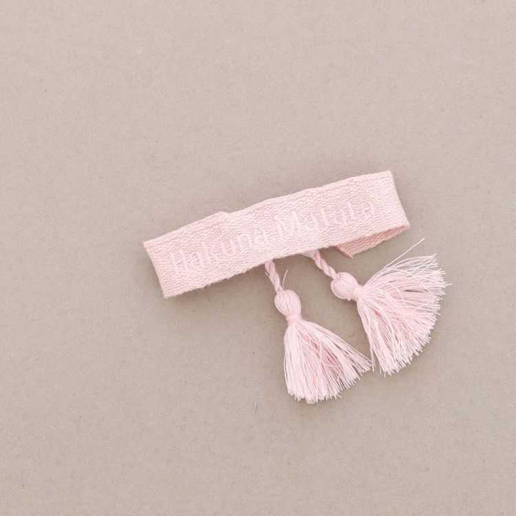 HAKUNA MATATA FRINGED MACRAMÉ BRACELET