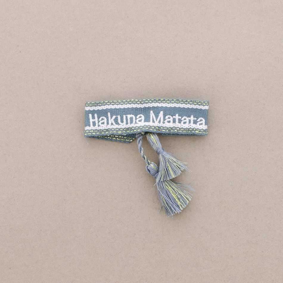 HAKUNA MATATA FRINGED MACRAMÉ BRACELET