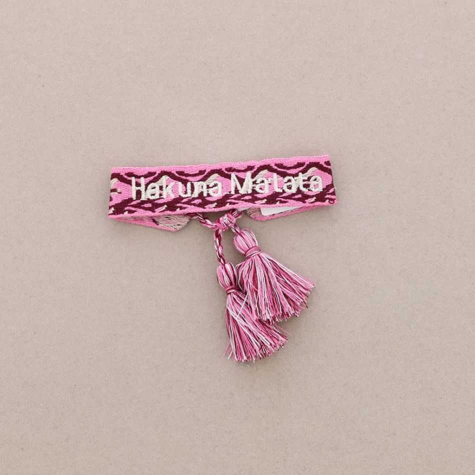 HAKUNA MATATA FRINGED MACRAMÉ BRACELET