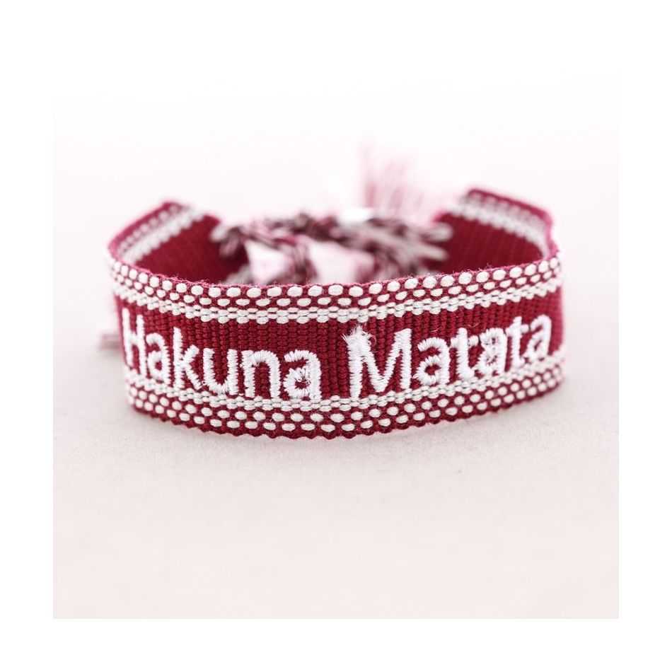 HAKUNA MATATA FRINGED MACRAMÉ BRACELET