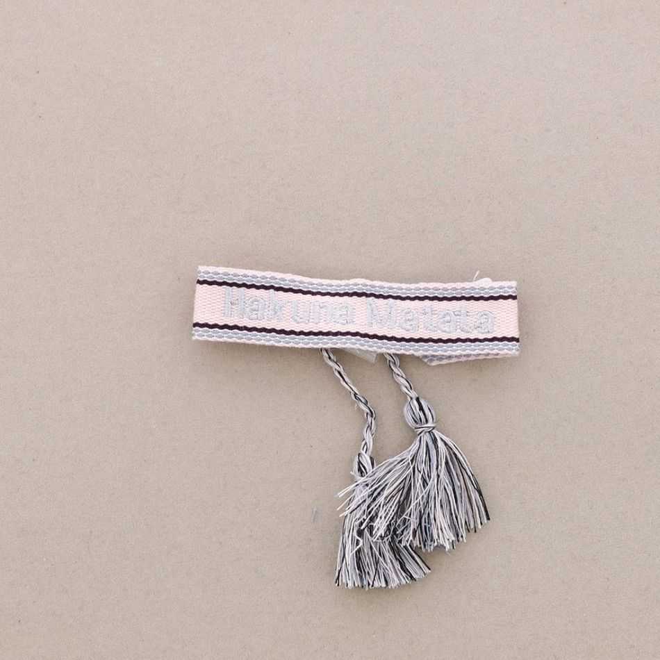 PULSERA MACRAMÉ HAKUNA MATATA FLECOS