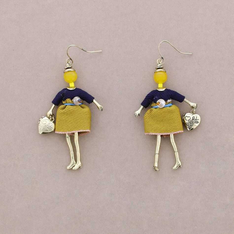 PENDIENTES COLGANTE MUÑECA