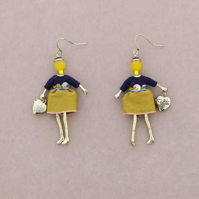 PENDIENTES COLGANTE MUÑECA