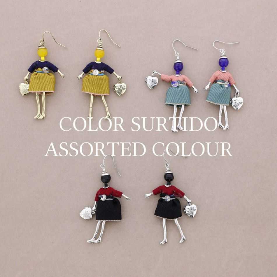 PENDIENTES COLGANTE MUÑECA