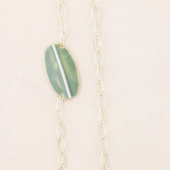 LONG ENAMEL METAL LINK NECKLACE