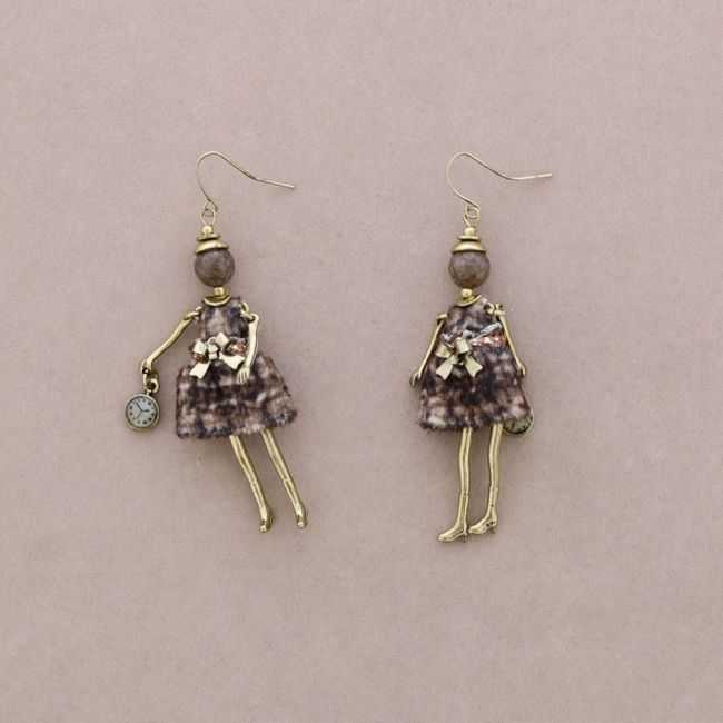 PENDANT EARRINGS DOLL