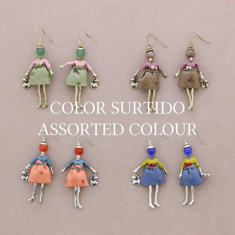PENDIENTES COLGANTE MUÑECA