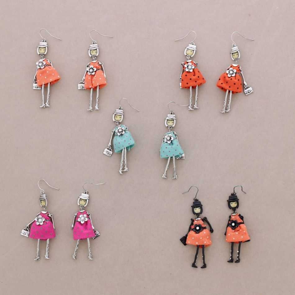 PENDANT EARRINGS DOLL
