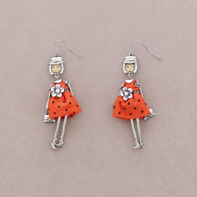 PENDIENTES COLG. MUÑECA 2