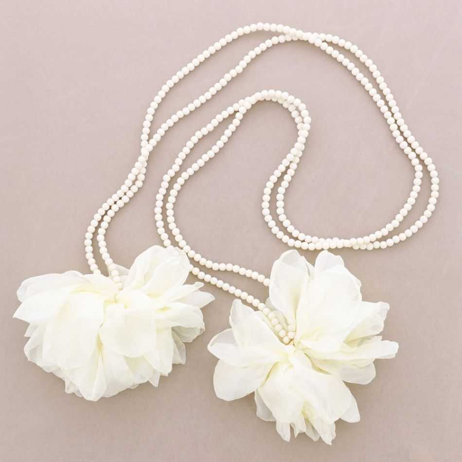 COLLAR LARGO MULTIFUNCIONAL CUENTAS RESINA DOBLE FLOR TELA