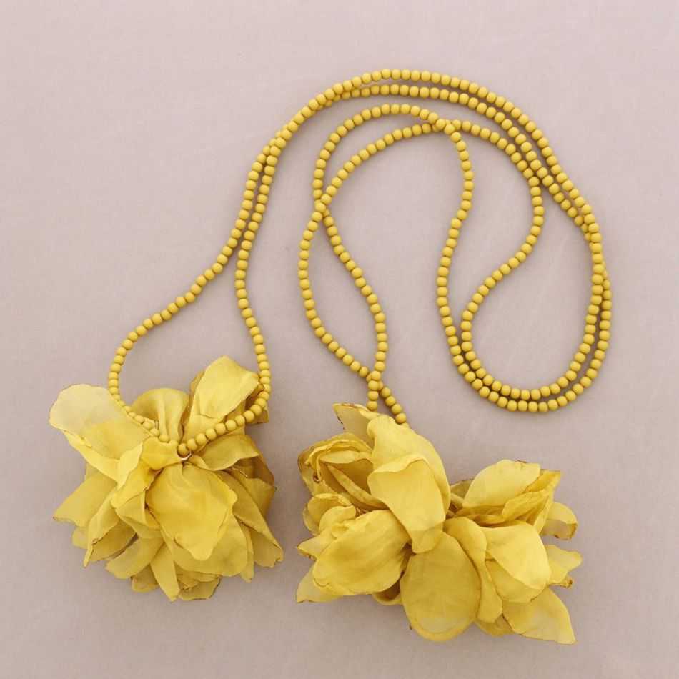 COLLAR LARGO MULTIFUNCIONAL CUENTAS RESINA DOBLE FLOR TELA