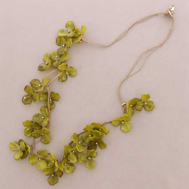 COLLAR LARGO COLGANTES FLOR RESINA