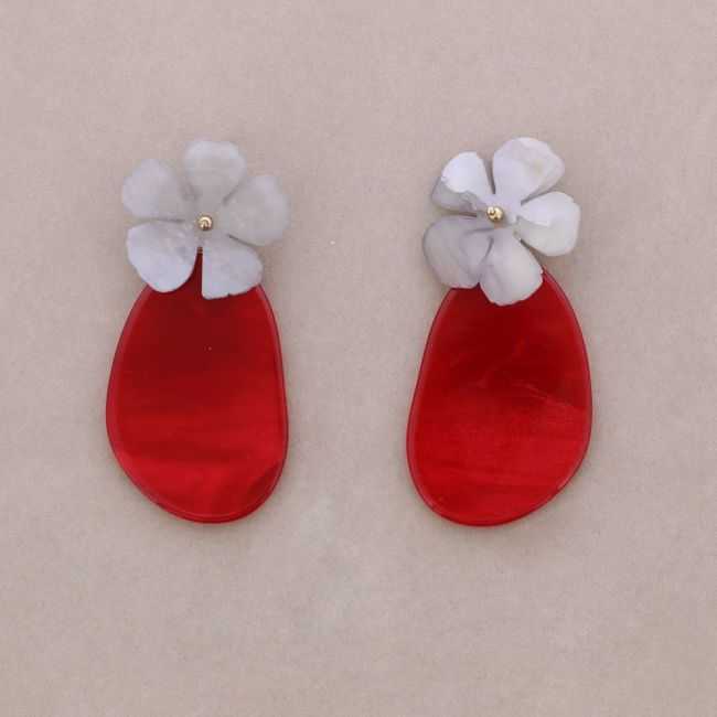 IRREGULAR RESIN MEDAL PENDANT FLOWER EARRINGS