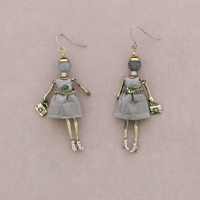 METAL DOLL EARRINGS
