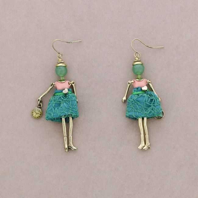 PENDIENTES COLGANTE MUÑECA