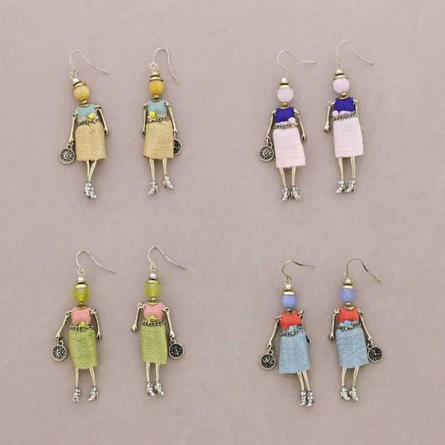 PENDANT EARRINGS DOLL