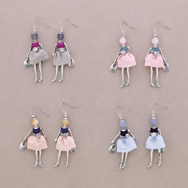 DOLL PENDANT EARRINGS