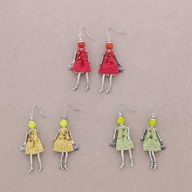 METAL DOLL EARRINGS