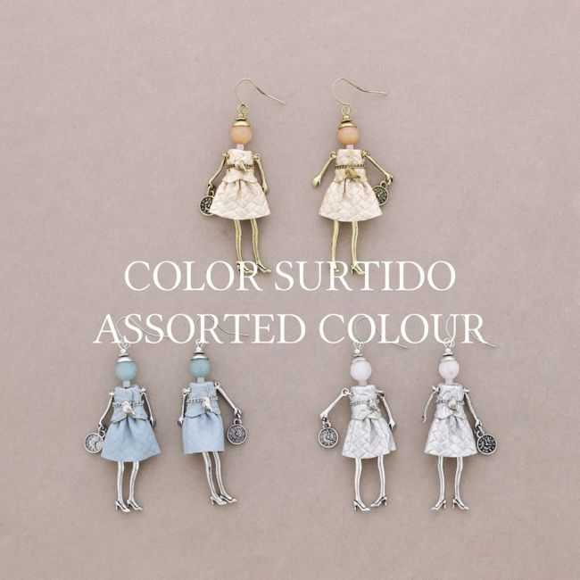 METAL DOLL EARRINGS