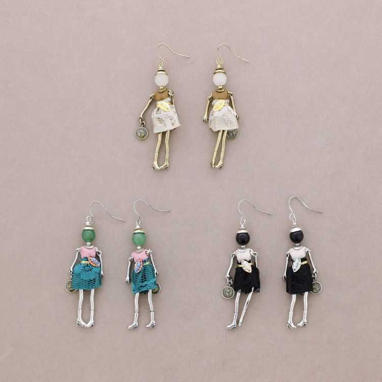 PENDIENTES COLGANTE MUÑECA 2