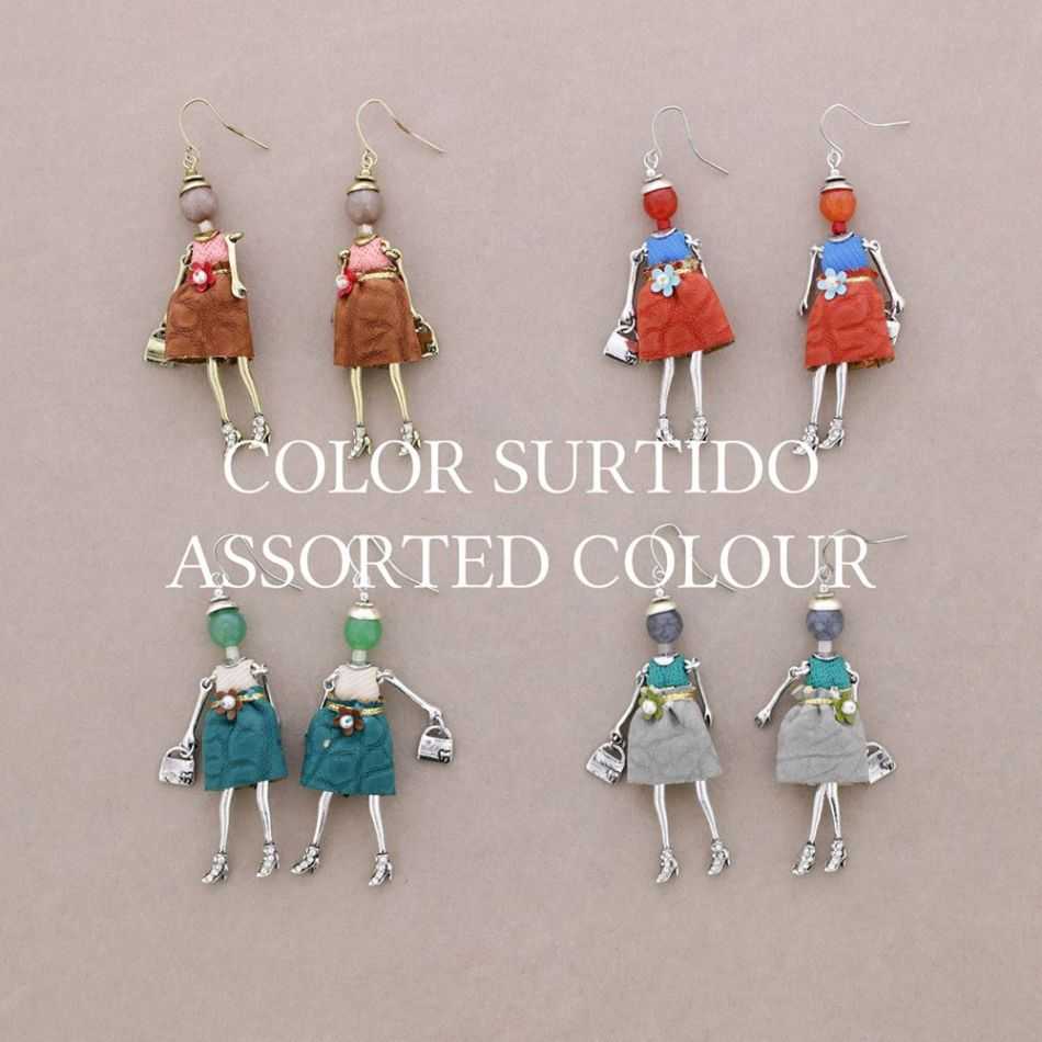 PENDIENTES COLGANTE MUÑECA