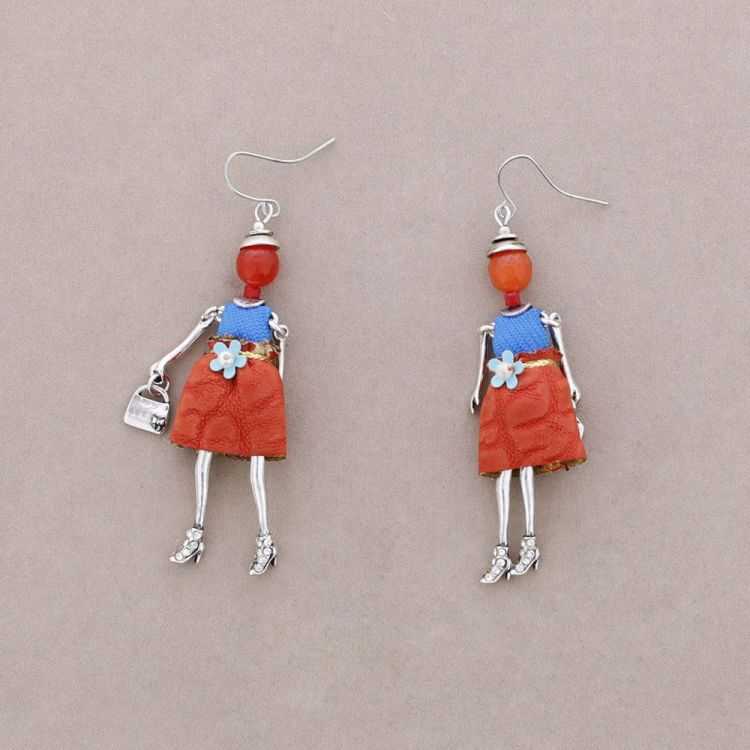 DOLL PENDANT EARRINGS 2