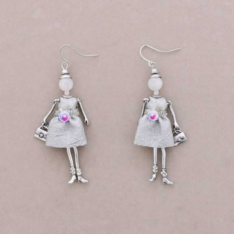 METAL DOLL EARRINGS