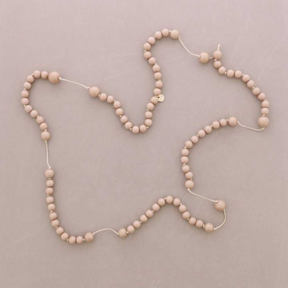 LONG NECKLACE WITH RESIN BEADS 120CM