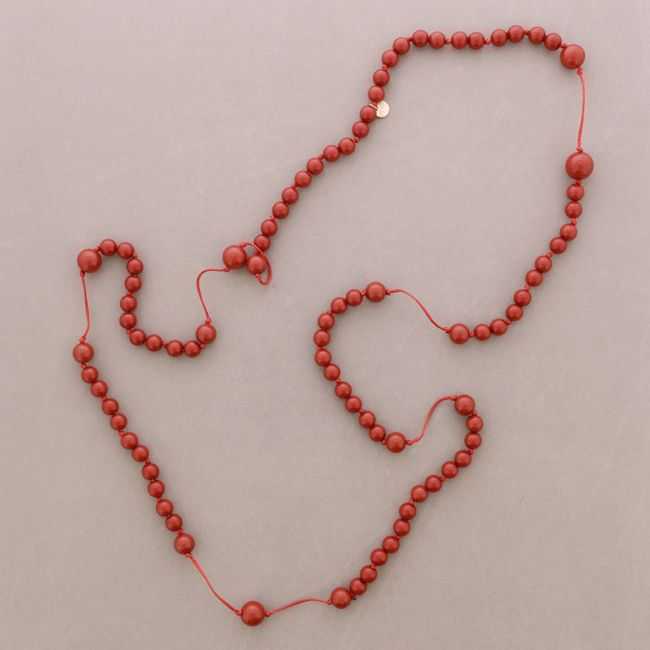 LONG NECKLACE WITH RESIN BEADS 120CM