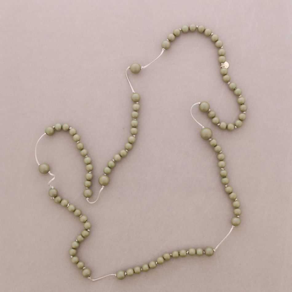 LONG NECKLACE WITH RESIN BEADS 120CM