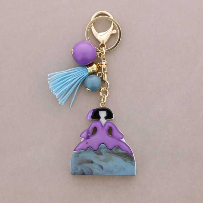 MENINA RESIN KEYCHAIN