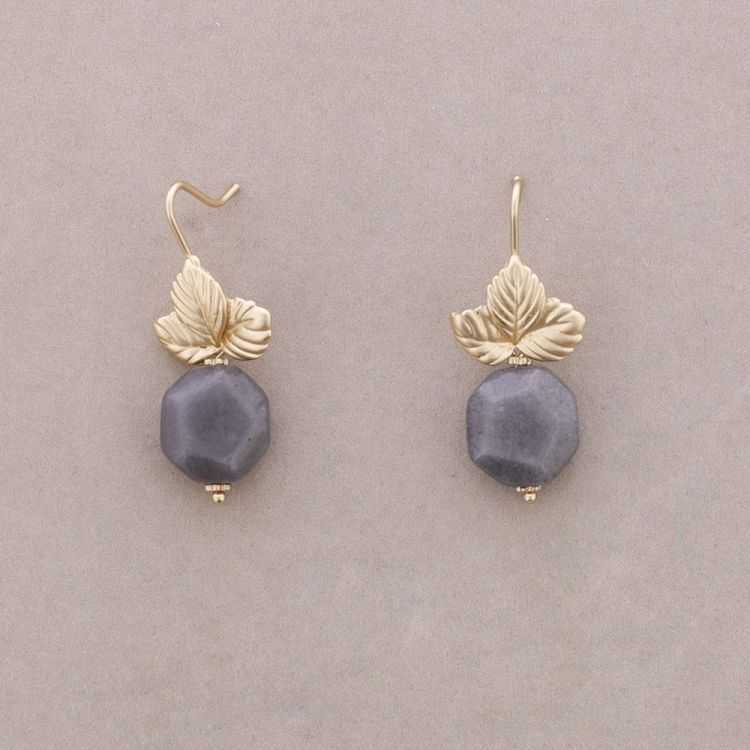 LEAF METAL STONE EARRINGS 2