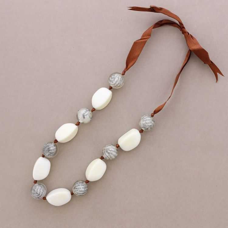 LONG BEAD NECKLACE 2