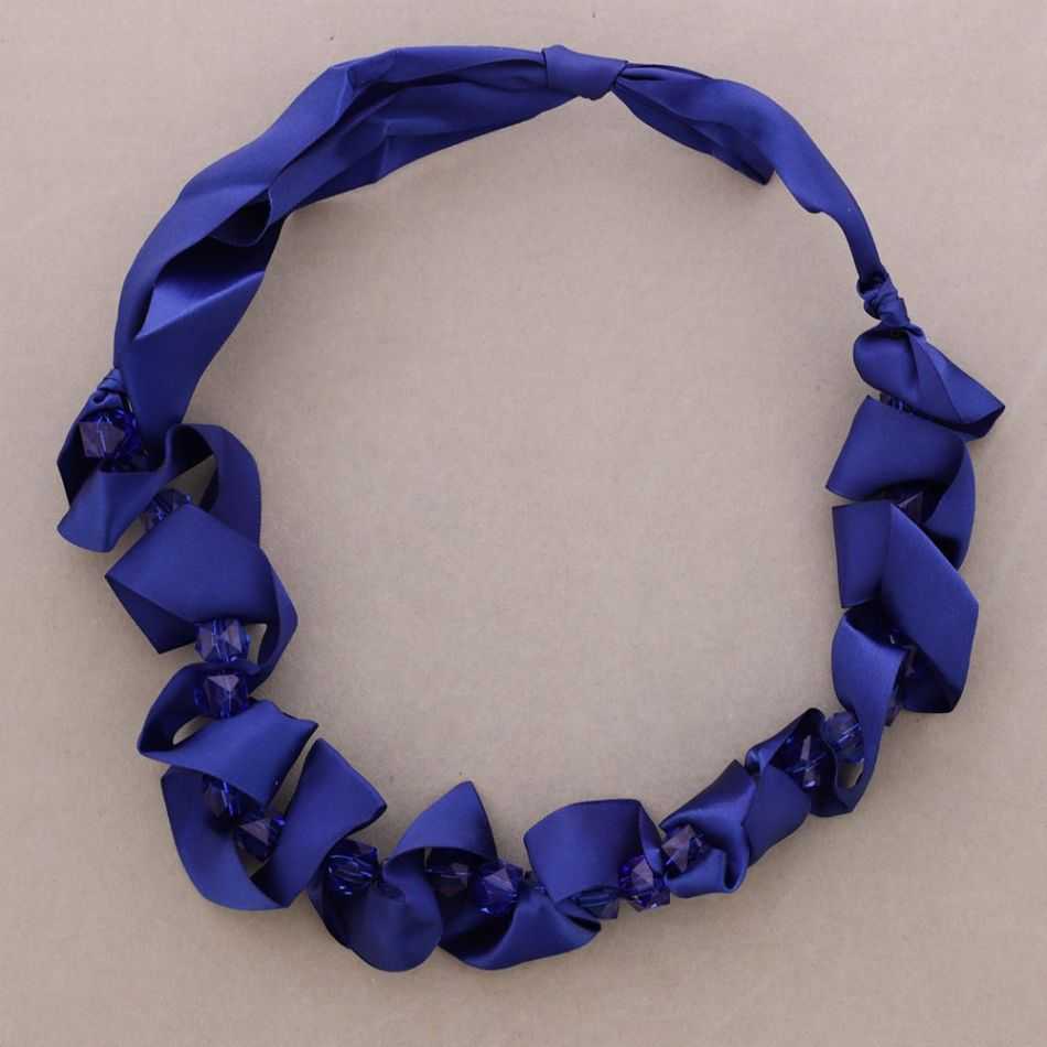COLLAR CINTA CUENTAS