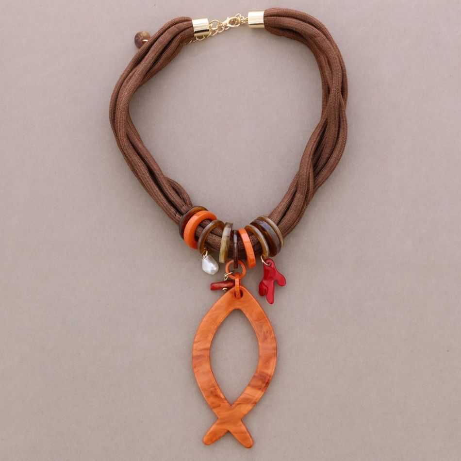 RESIN FISH PENDANT CHOKER