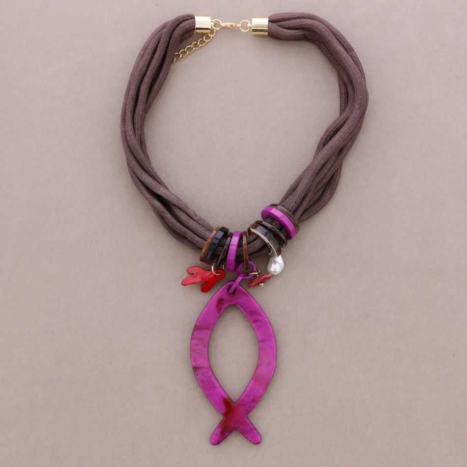 RESIN FISH PENDANT CHOKER