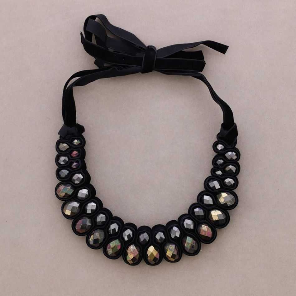 VELVET SHORT NECKLACE WITH FACETED BEADS