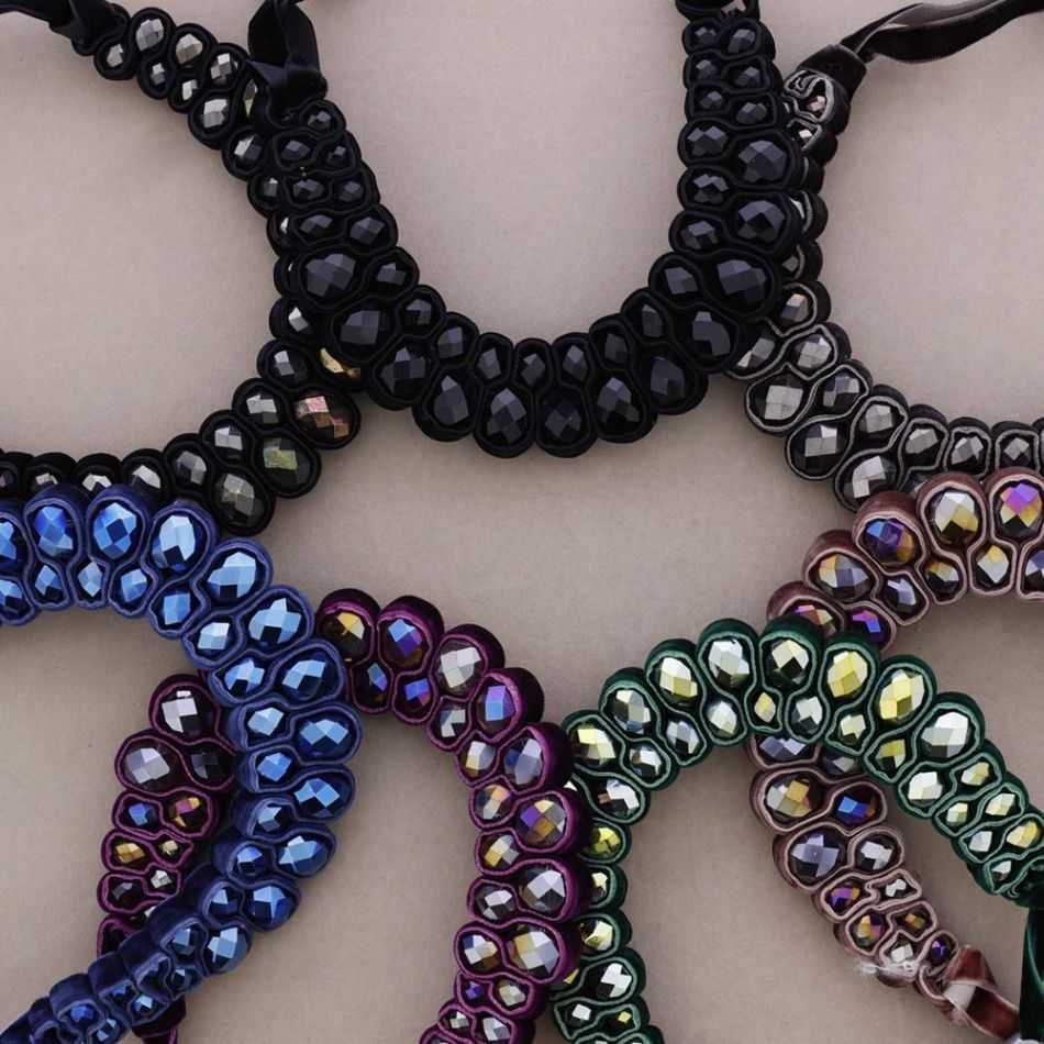 VELVET SHORT NECKLACE WITH FACETED BEADS