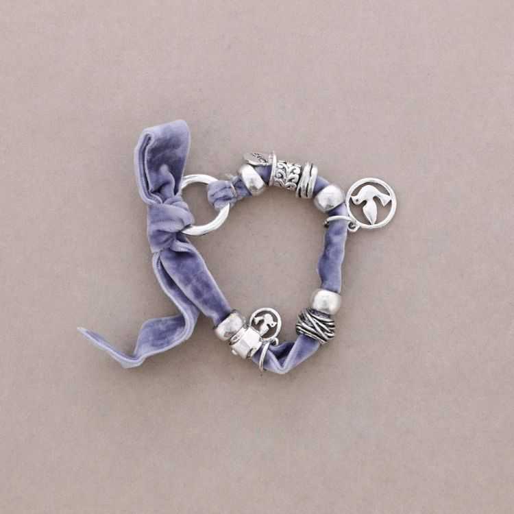 VELVET BRACELET WITH METAL BEADS