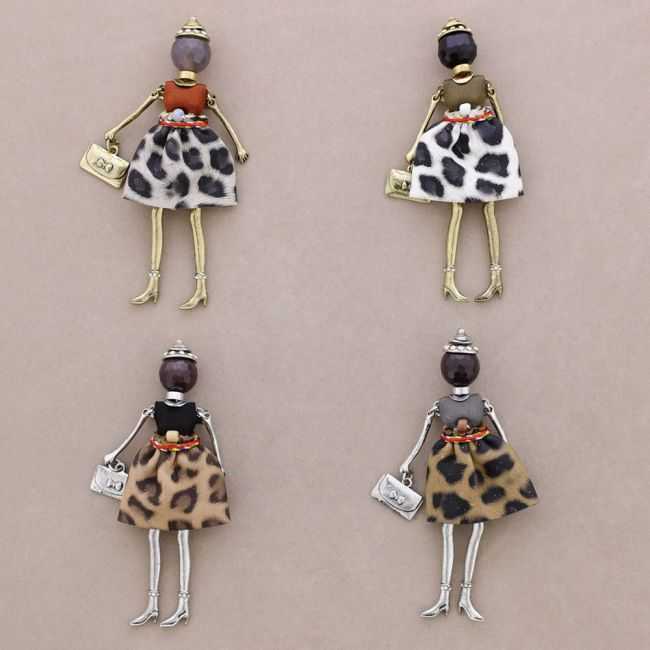 DOLL BROOCH