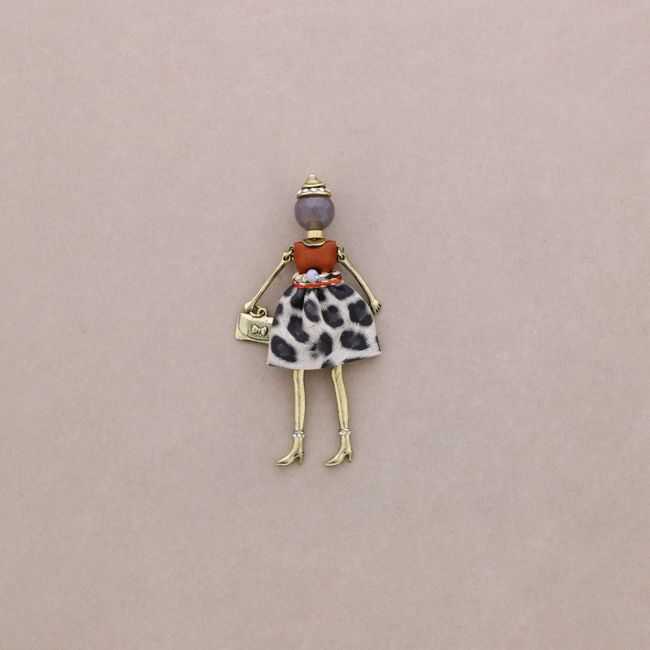 DOLL BROOCH
